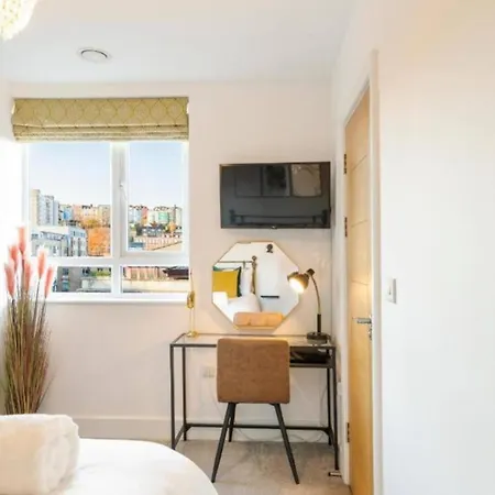 דירה Chic & Stylish 2bd Flat In Picturesque בריסטול
